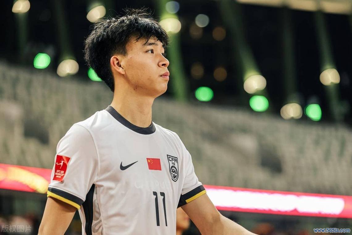 马德兴：世预赛总结 王钰栋一人难撑大局！